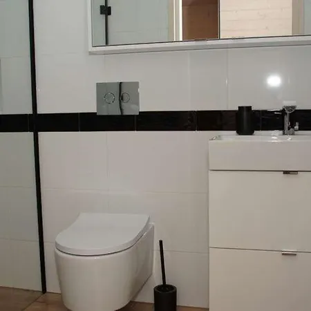 Air-conditioned Homes, 2 Bedrooms Mielenko